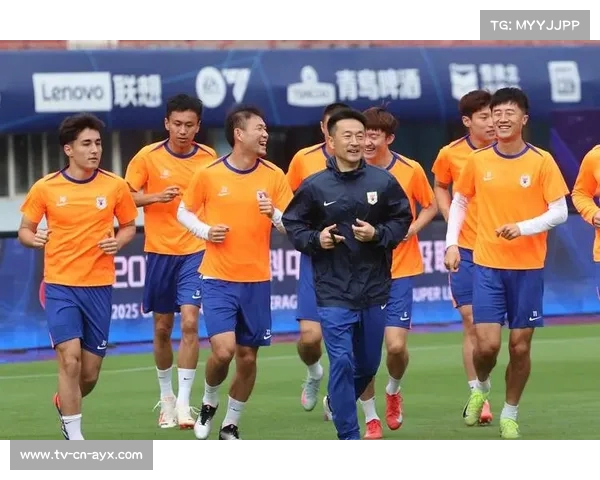 中国队力克强敌,球迷欢声雷动 中国队力克强敌,球迷欢声雷动